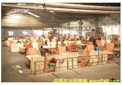 �D����˾չʾ �c���ɷŴ�