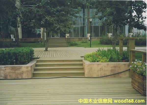 �c(di��n)���鿴�ذ�Ŵ�DƬ