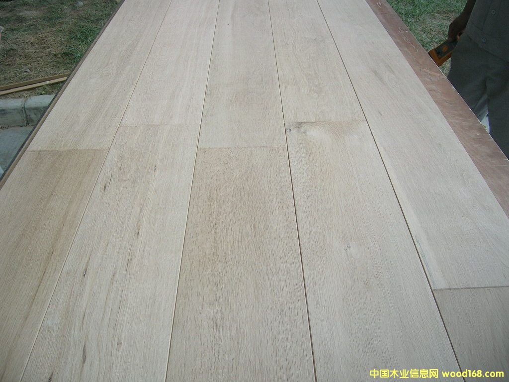 �c(di��n)���鿴solid wood flooring,unfinishde�Ŵ�DƬ