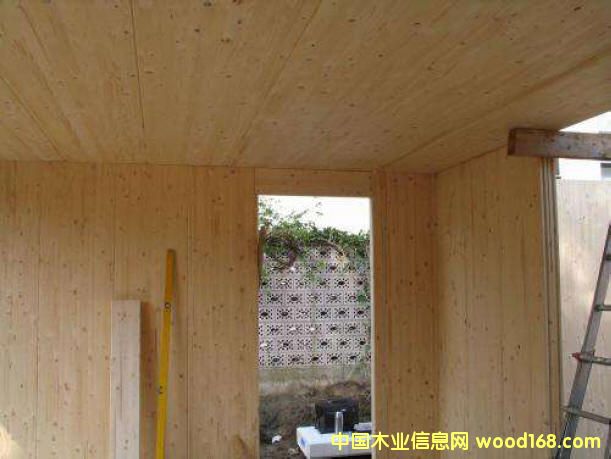 �c���鿴���M(j��n)�ڼ��ɲķŴ�DƬ