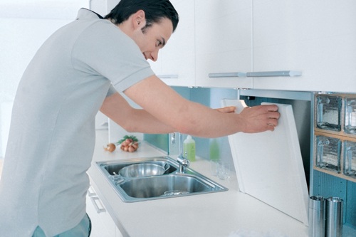 �c���鿴�A�\ɫ��UV-A���׵�Ԕ���Y��