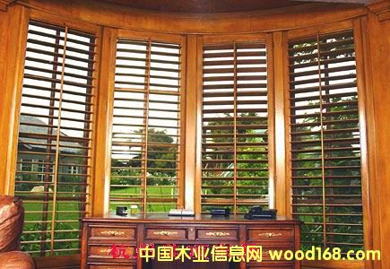 �c���鿴��ɫ���~���Ŵ�DƬ