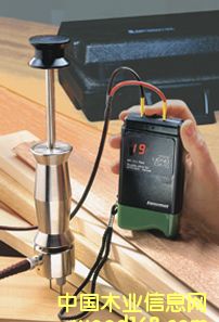 �c(di��n)���鿴�y(c��)ˮ�x���bMini-Ligno DX/C�Ŵ�DƬ