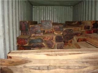 �c(di��n)���鿴܊����ľ�Ŵ�DƬ