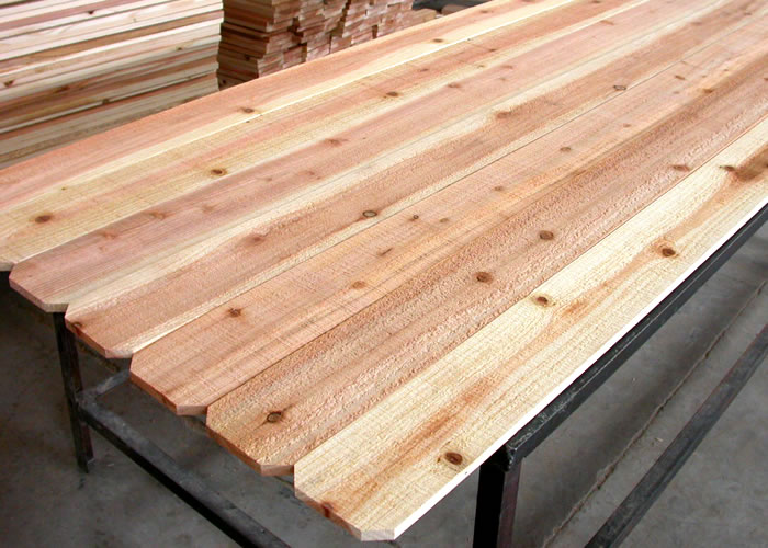 Red Cedar fence��Ԕ��(x��)��B