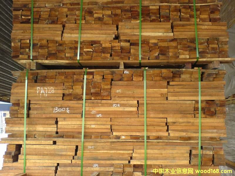 �R���ְ��