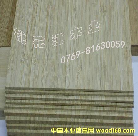 �c���鿴��ɫ��(c��)�����Ŵ�DƬ