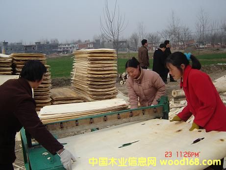 �c(di��n)���鿴���ϰ�Ŵ�DƬ