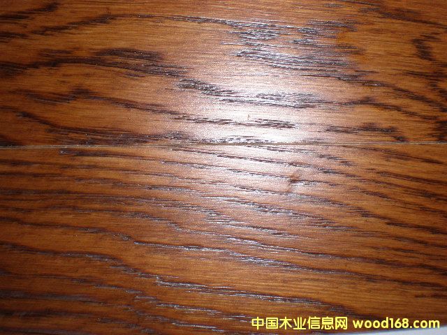 �c(di��n)���鿴���ӌ�(sh��)ľ�ذ�Ŵ�DƬ