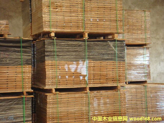 �c(di��n)���鿴������ľ�ذ�ľƤ�Ŵ�DƬ