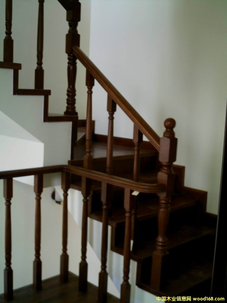 �c(di��n)���鿴��(sh��)ľ���ݷŴ�DƬ