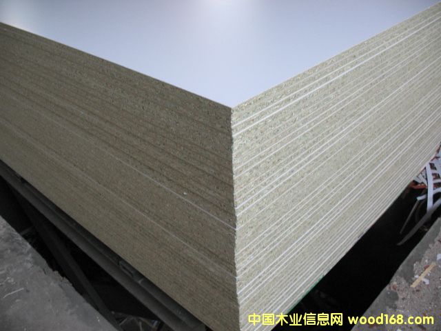 �c(di��n)���鿴���ۚ䰱�N�� MDF�Ŵ�DƬ