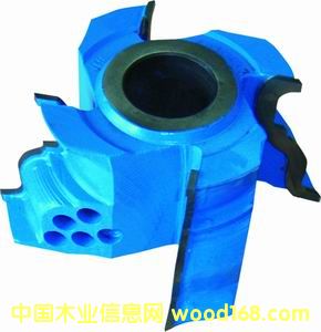 ���;���