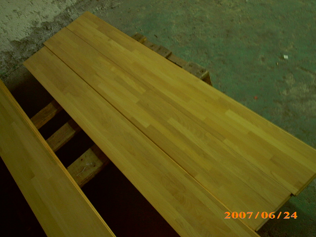 �c(di��n)���鿴�G�������ϷŴ�DƬ