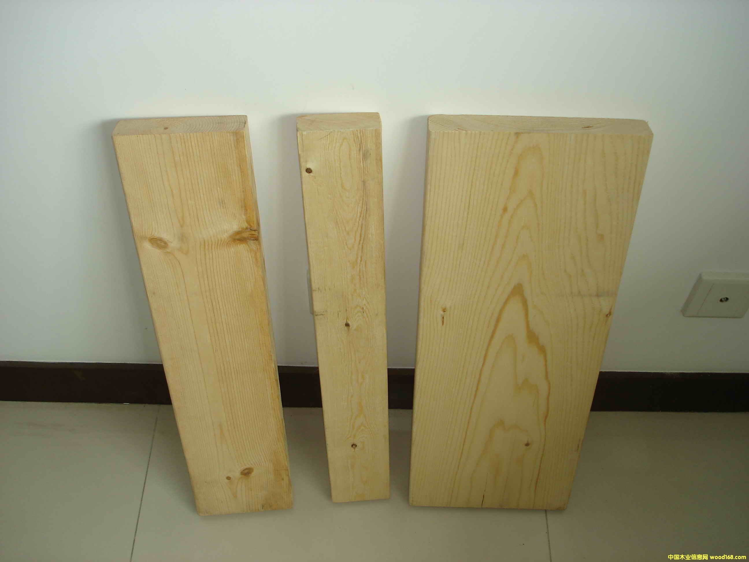 �c(di��n)���鿴��ľ䏲ķŴ�DƬ