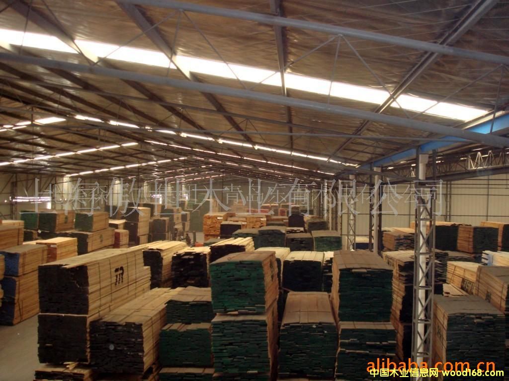 �c���鿴����ľ�Ŵ�DƬ