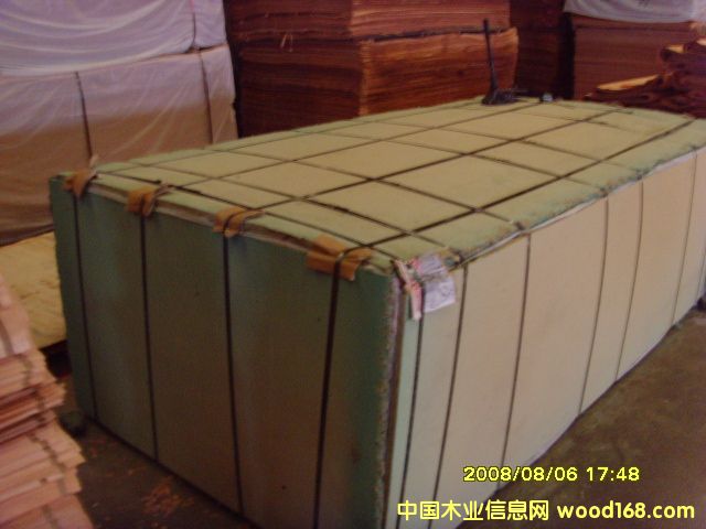 �c���鿴�a(ch��n)Ʒ���b�Ŵ�DƬ