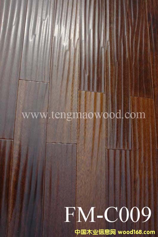 �c���鿴��ľ�ͺϵذ�Ŵ�DƬ