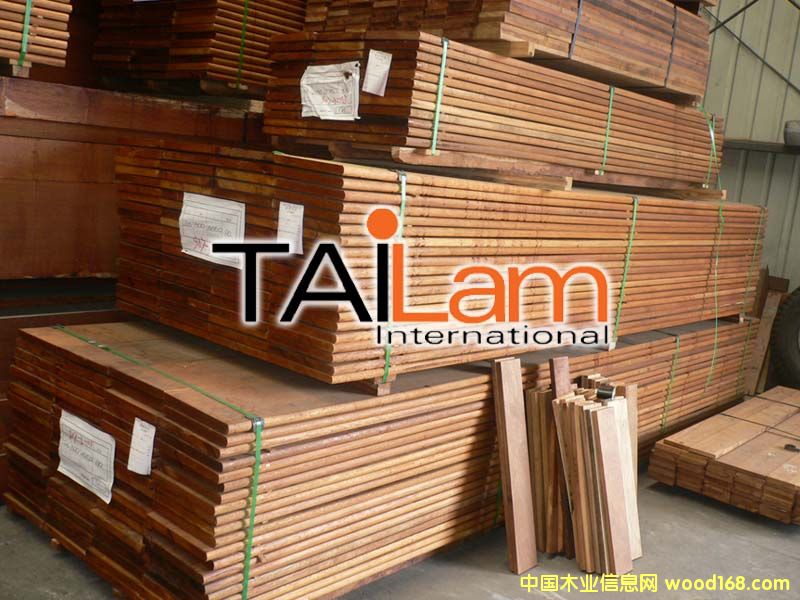 �c(di��n)���鿴���j����ݰ�Ŵ�DƬ