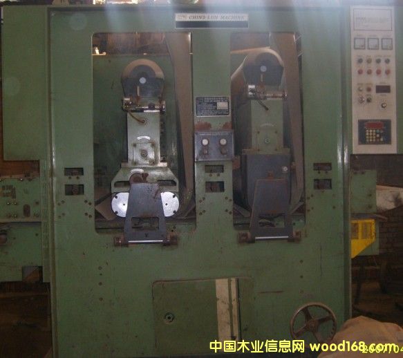 �c(di��n)���鿴�_(t��i)�����a(ch��n)�ď�(f��)��ɰ��C(j��)�Ŵ�DƬ