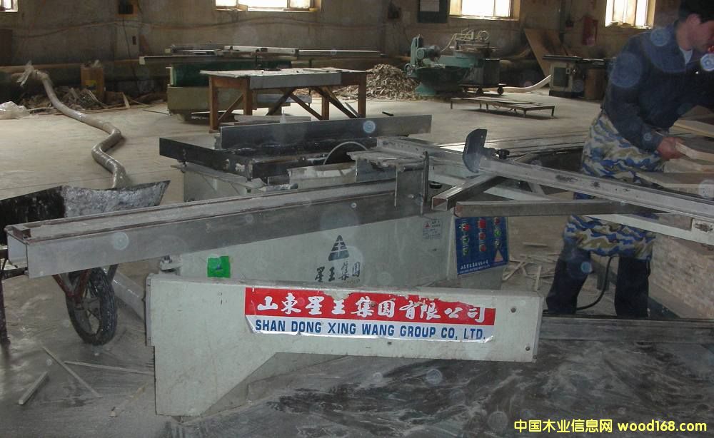 �c���鿴���ܲð�䏷Ŵ�DƬ