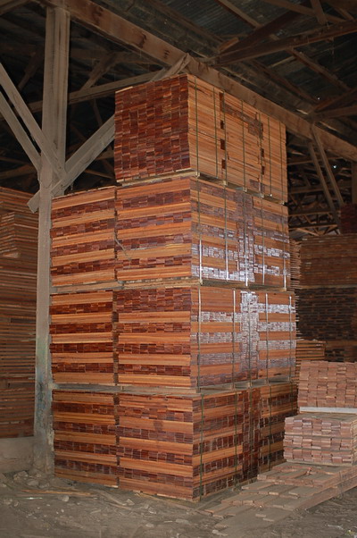 �t�zľ���Ӻ͵ذ�