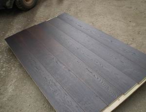 ��ľ��ľ��(f��)�ϵذ��Ϻ�ɫ(���ɫ)��Ԕ��(x��)��B