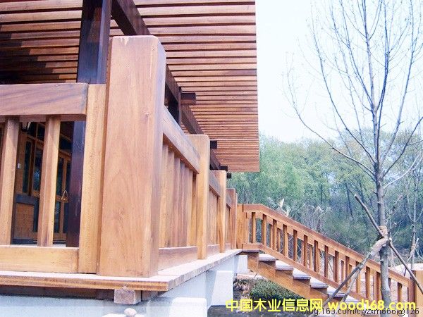 �c(di��n)���鿴���}������Ŵ�DƬ