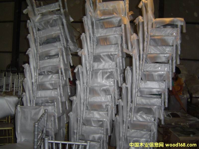 �c(di��n)���鿴��(ji��)�ηŴ�DƬ