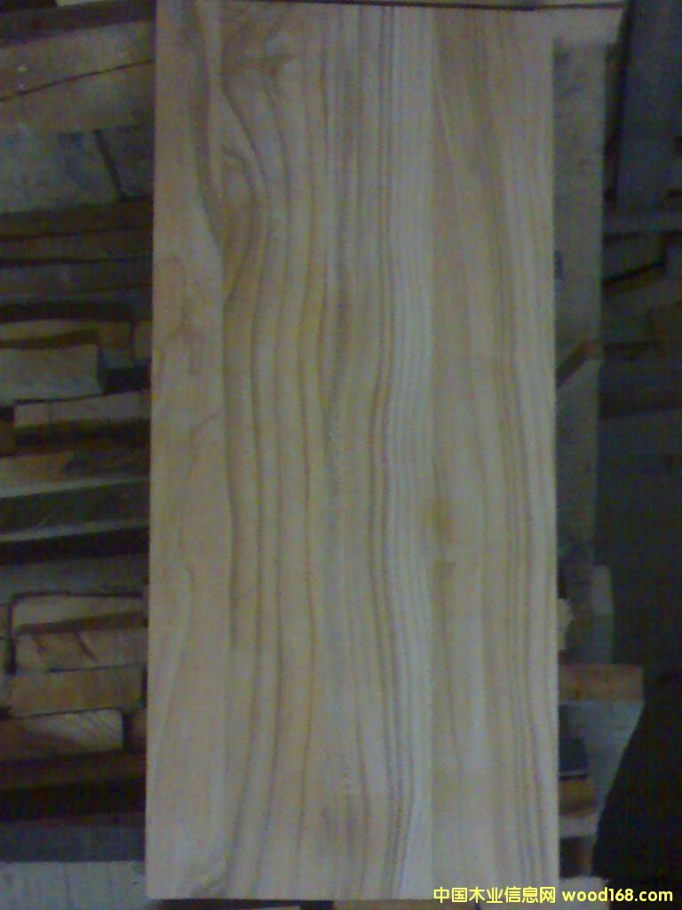 �c(di��n)���鿴��ľƴ��Ŵ�DƬ