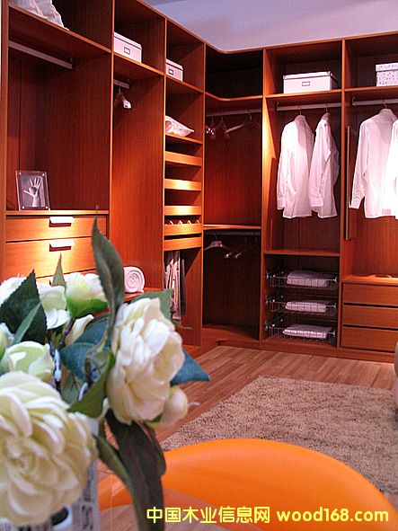 �c���鿴�¹�Ŵ�DƬ