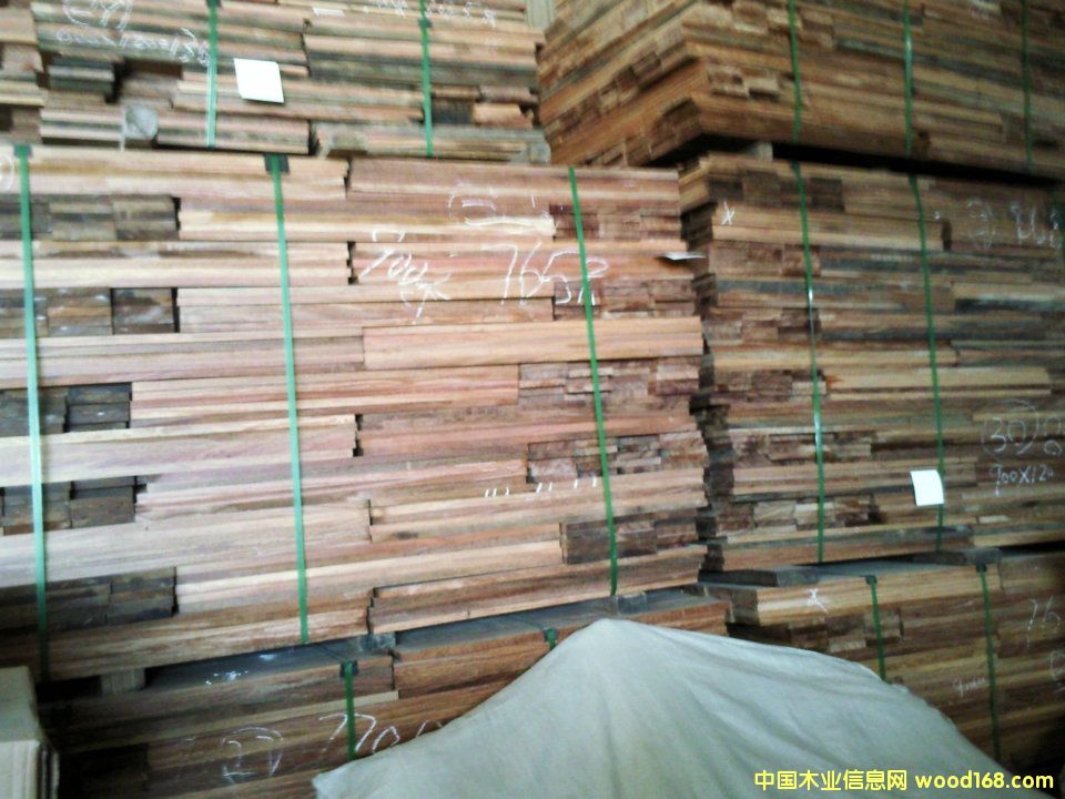 �c���鿴���P̴�Ŵ�DƬ