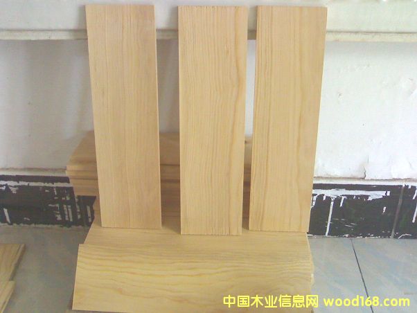 �c(di��n)���鿴��ľҎ(gu��)���ϷŴ�DƬ