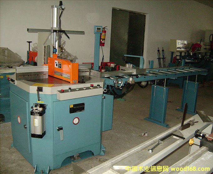 �c(di��n)���鿴�X�Ͻ��и�C(j��)�Ŵ�DƬ