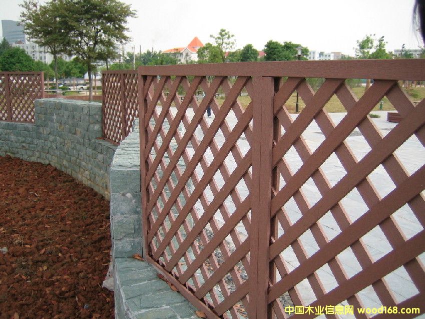 �c(di��n)���鿴ľ�ܖřڷŴ�DƬ