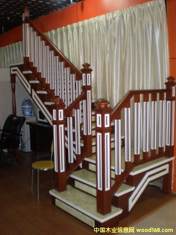 �����Ҍ�ľ����-104��Ԕ��(x��)��B