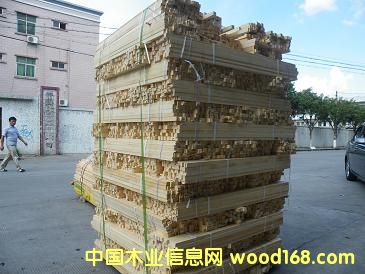 �񷽗l��Ư��������A����Ԕ����B