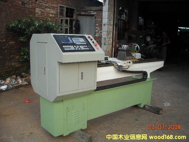 �c���鿴ľ������܇���Ŵ�DƬ