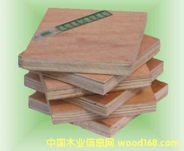 ���b�壬��������ľ�бP�����b��