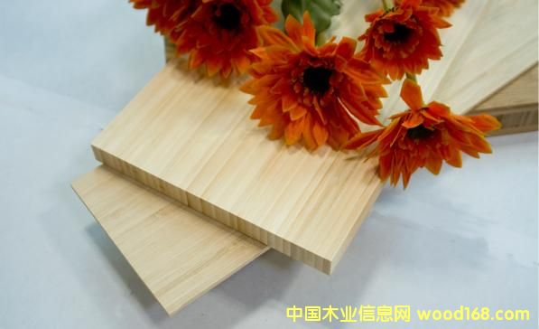 ��ɫ�ȉ���Ҿ߰��Ԕ����B