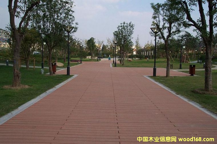 ¶��V����ľ䁰��Ԕ��(x��)��B