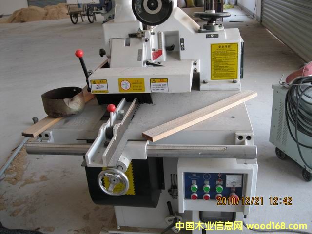 �c(di��n)���鿴��(qi��ng)�ž��܆�Ƭ䏵�Ԕ��(x��)�Y��