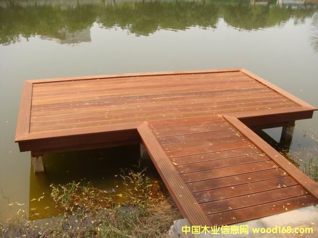 �c(di��n)���鿴ˮ��ƽ�_���⹤�̵�Ԕ��(x��)�Y��