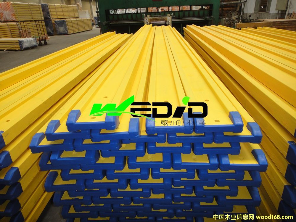 ������ ľ��