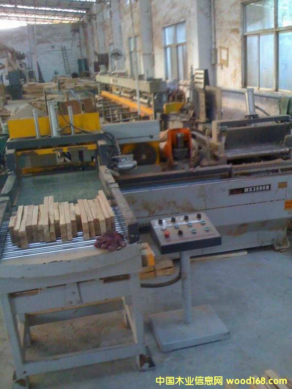 ���Ԅ����X���L�C