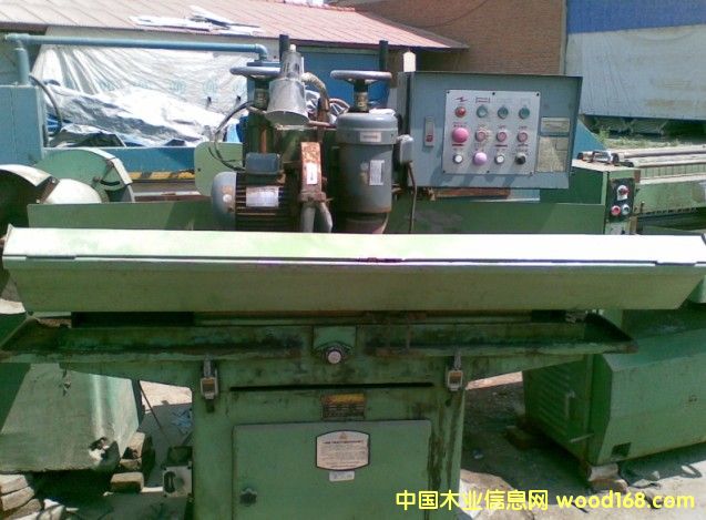 �c(di��n)���鿴ĥ���C(j��)���зŴ�DƬ