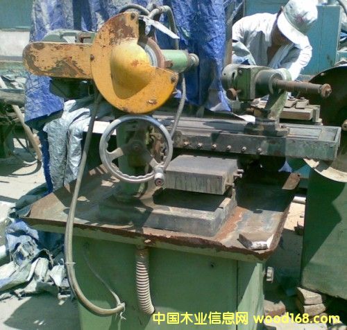 �c(di��n)���鿴ĥ���C(j��)���߷Ŵ�DƬ