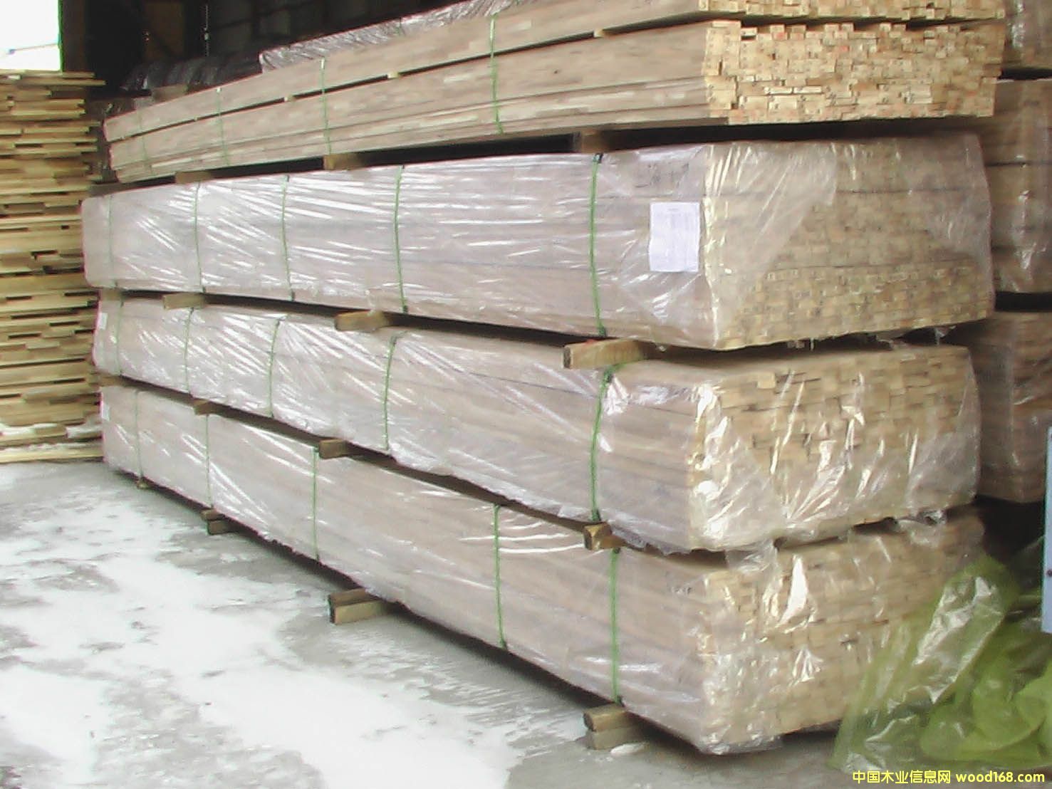 ����1.9cm��2.0cm��ľ���