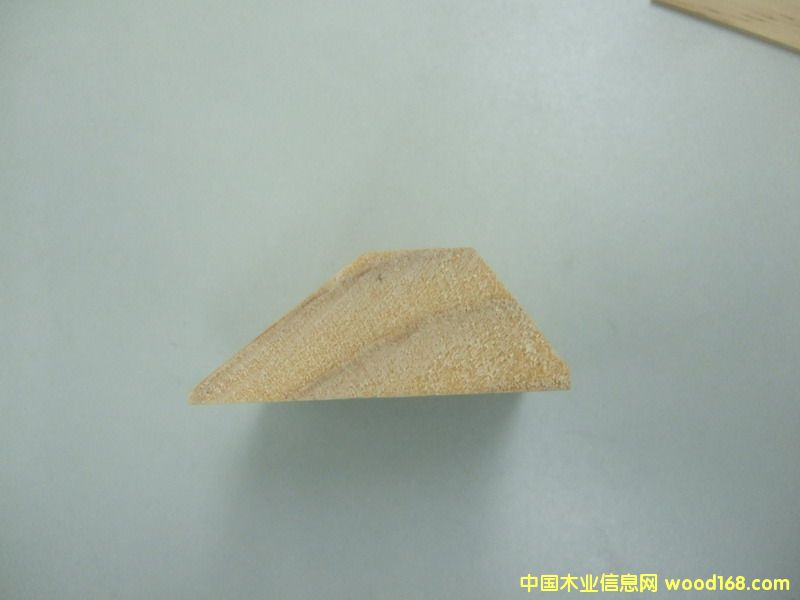 ��ُ Molded Wood Block