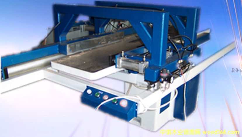 400�Ԅ�(d��ng)����ƽ�٣�600ƽ�ٵ�Ԕ��(x��)��B